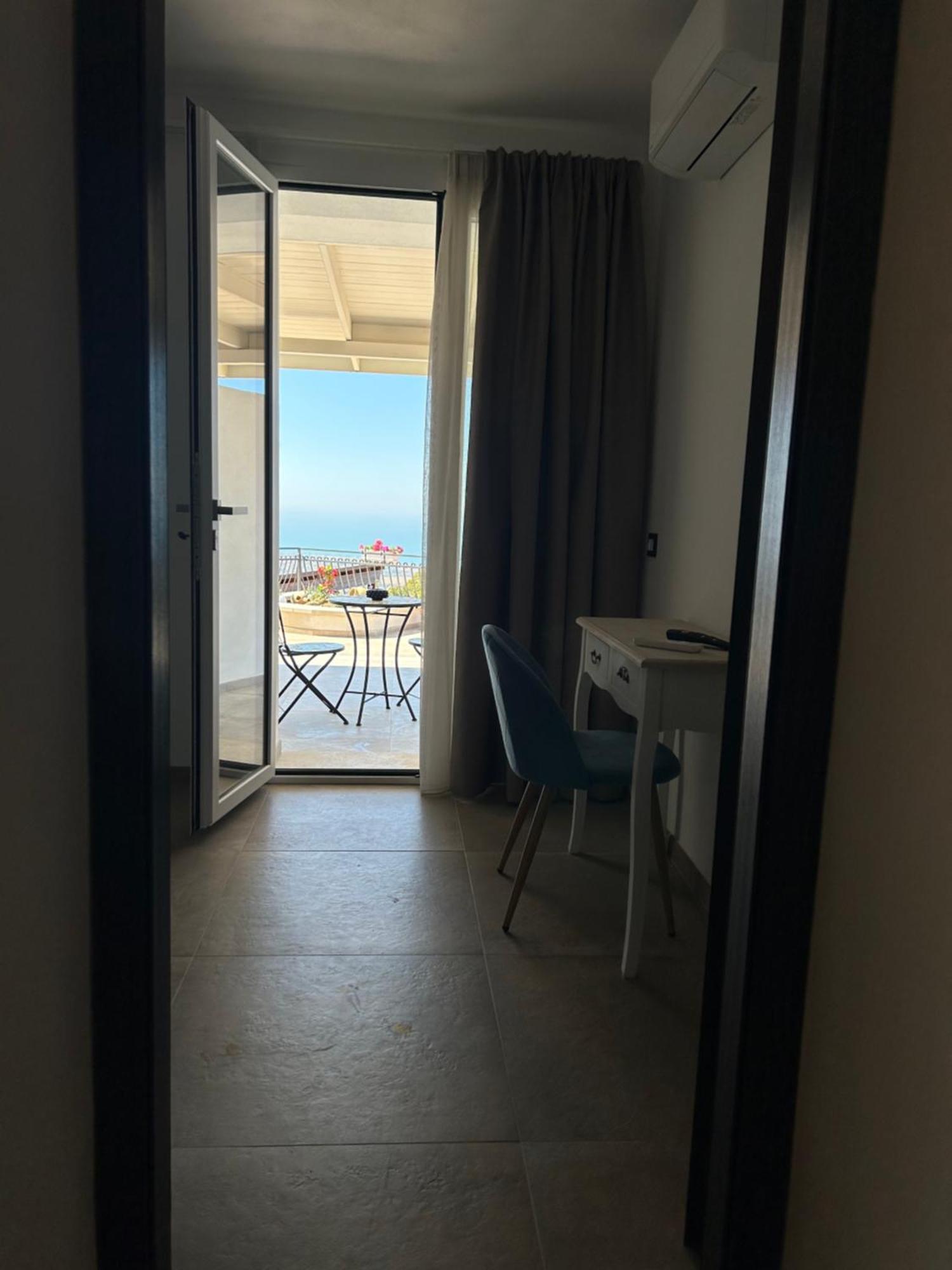 La Casa Di Pippo Flora Bed and Breakfast Αγκριτζέντο Εξωτερικό φωτογραφία
